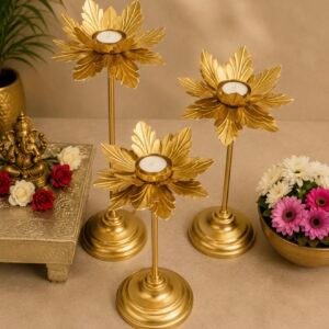 Set of 3 Flower Standing Tea light holders