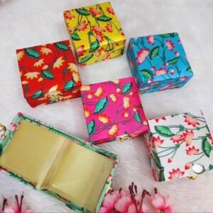 Indian Favor Box for Wedding, Shagun, Mehndi, Sangeet, Pooja Favors - Small
